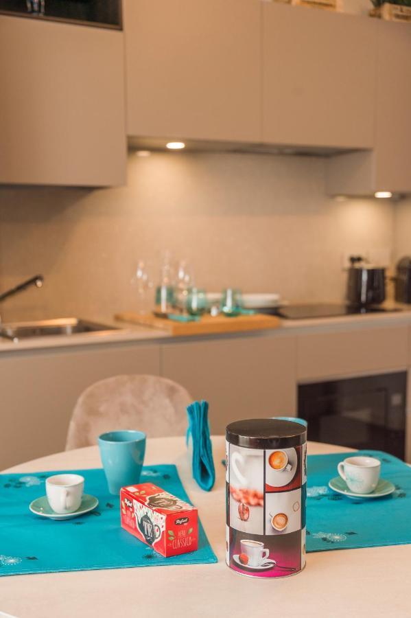The Rabbit Hole Apartment Rome Bagian luar foto