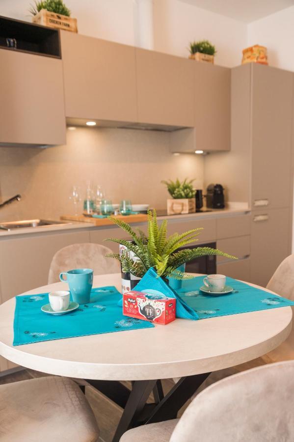 The Rabbit Hole Apartment Rome Bagian luar foto